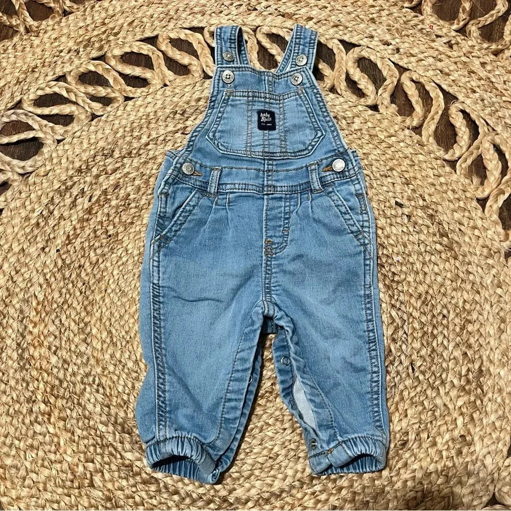 OSHKOSH B'Gosh BLUE Denim Overalls Jeans Baby 6 Months Unisex
